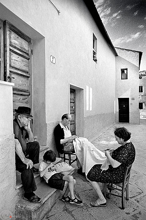 Guardistallo - Vita quotidiana