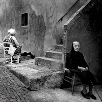 Bibbona - Divise da una scala