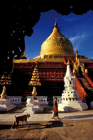 Pagoda Shwezigon - Passeggiare nella storia