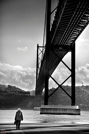 Ponte 25 de Abril
